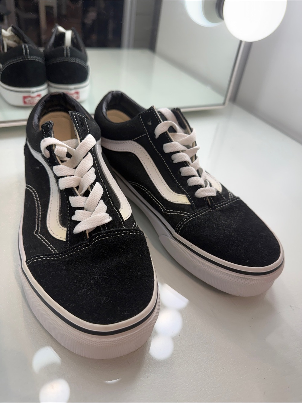 Vans Old Skool Sneakers in Black and White UNISEX NEW